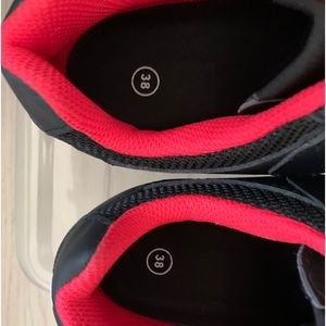 Peloton cycling leather cleats